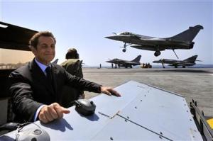 XXXVIII 2 - Sarkozy, le malade mental, et son Rafale, contre le peuple libyen 2011