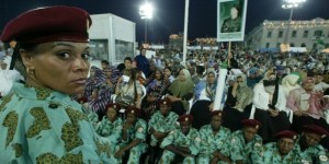 35-0-et-1-les-femmes-en-armes-dans-la-libye-revolutionnaire